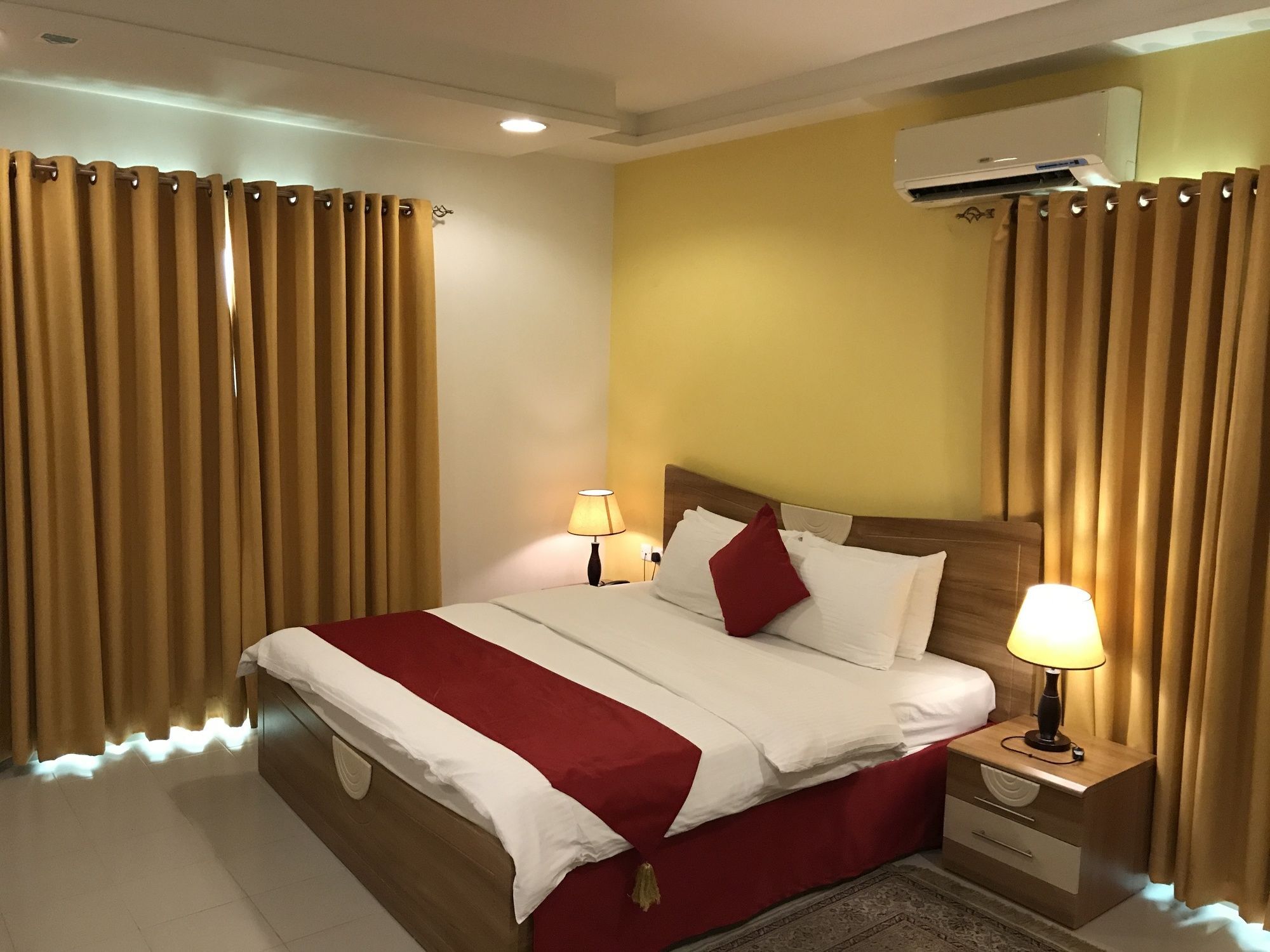 Al Manaf Hotel Suites Маскат Екстериор снимка
