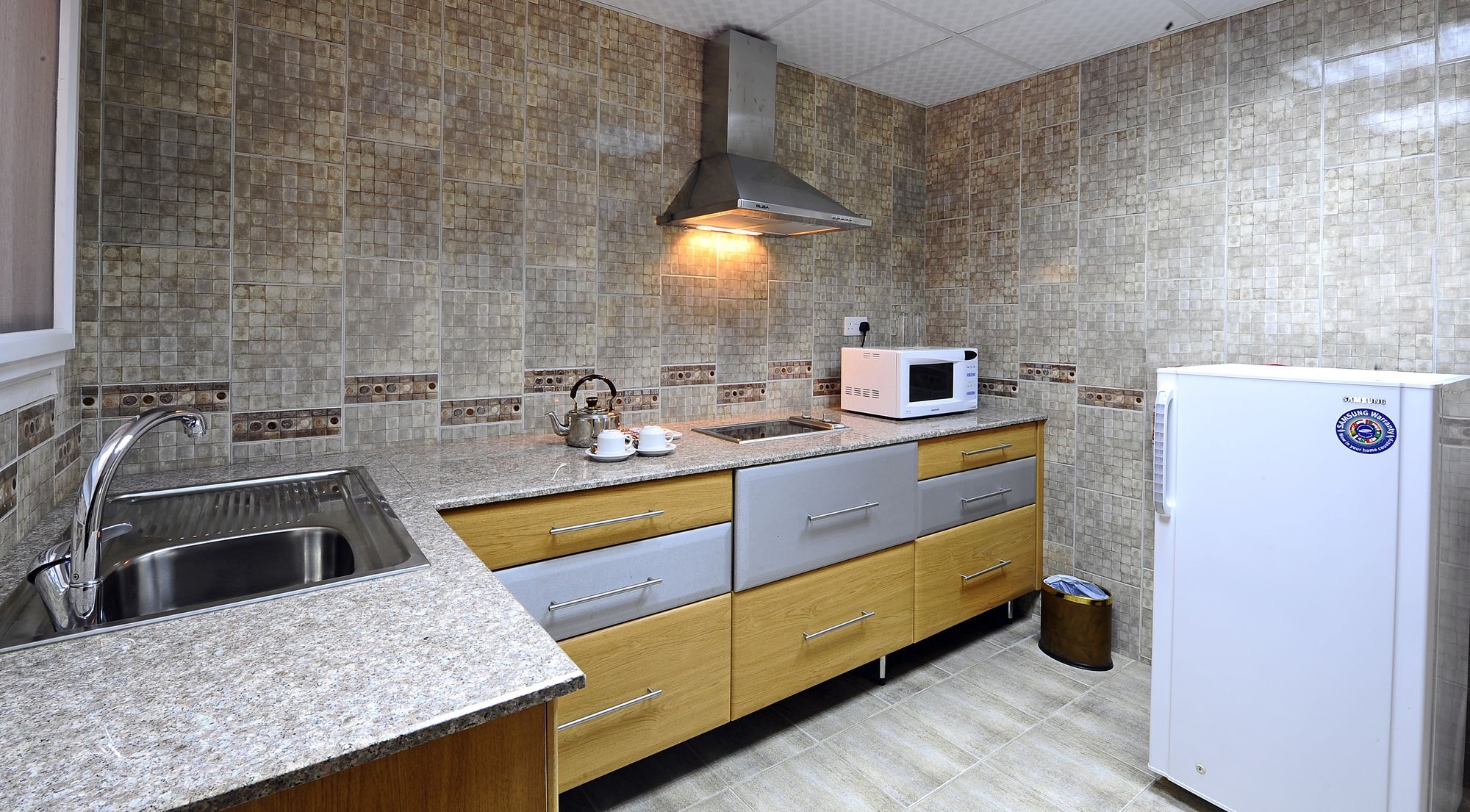 Al Manaf Hotel Suites Маскат Екстериор снимка